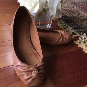 Aldo leather camel color shoes